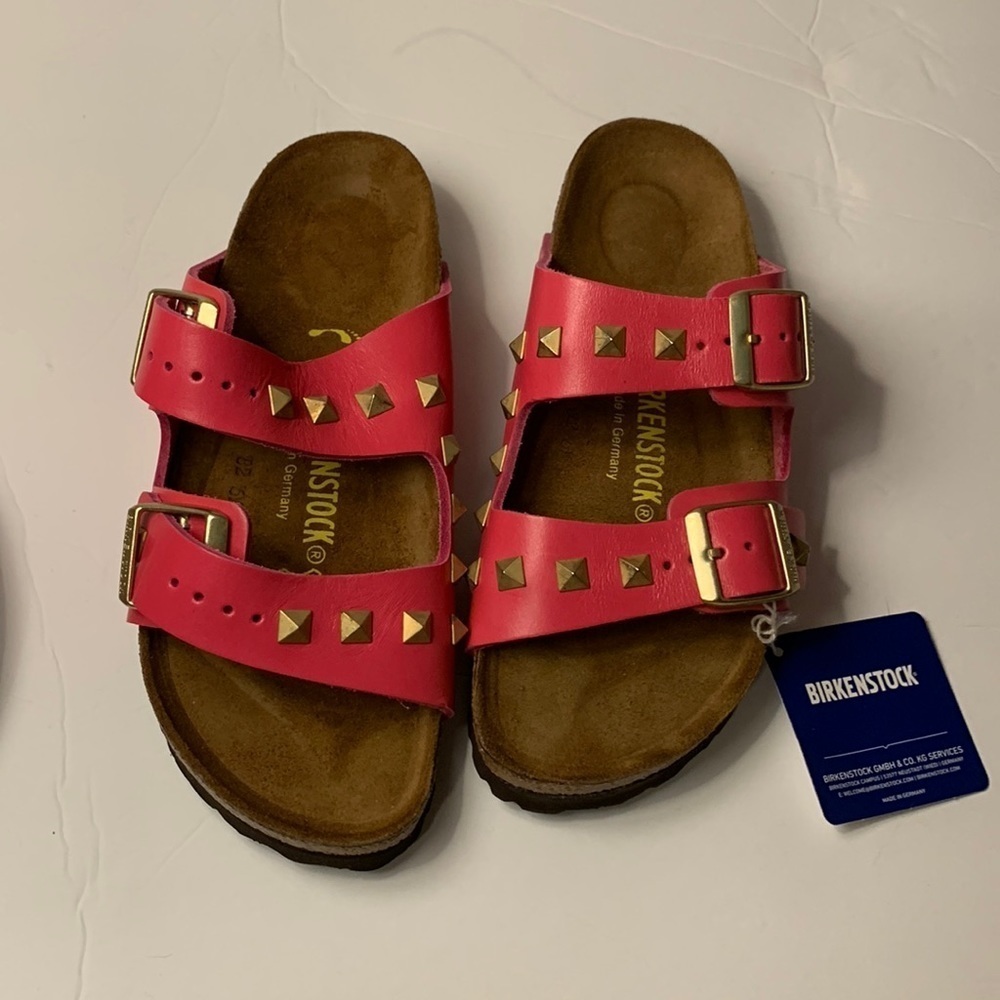 𝅺THE BIRKENSTOCK women Arizona studded fuchsia size 36- RARE.